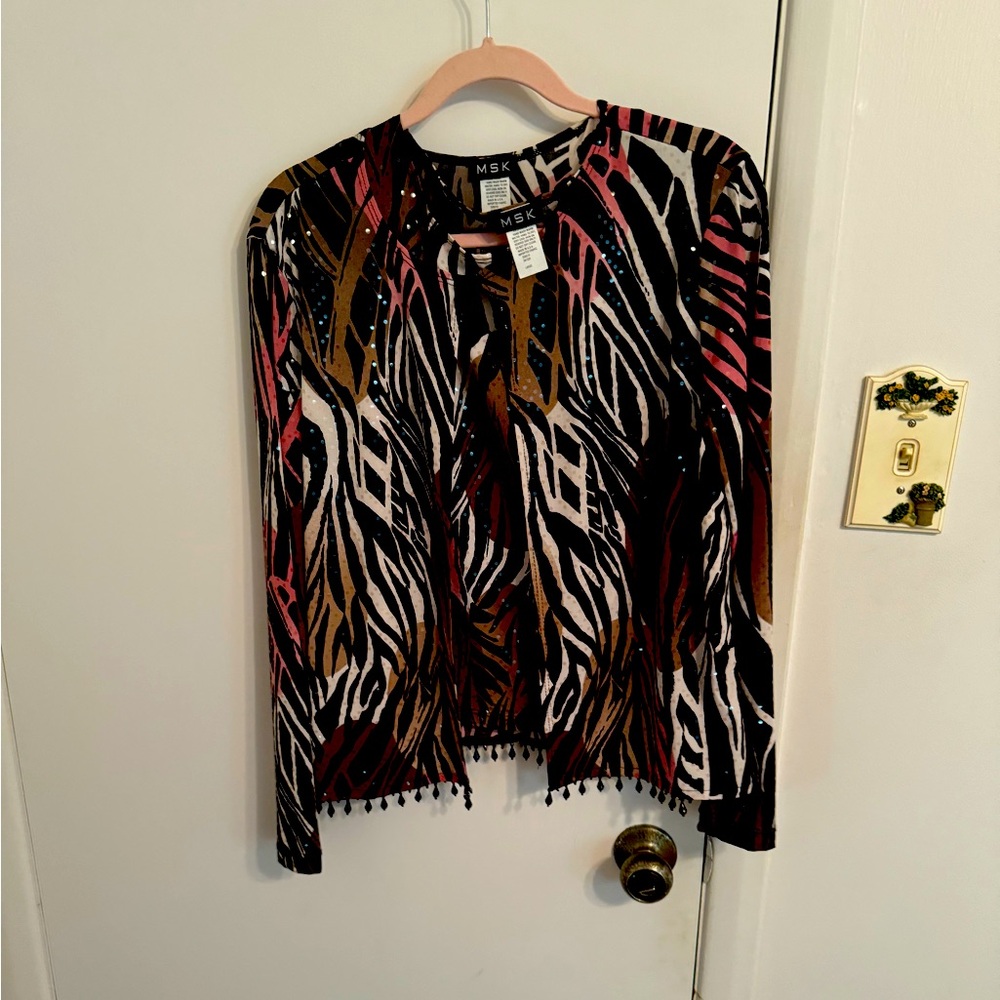 Women’s blouse with jacket